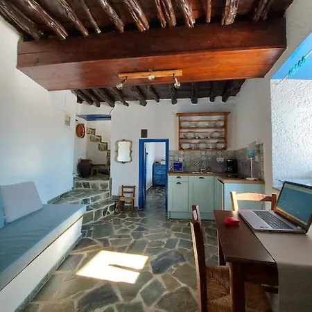 Le Petit Château Casa de Férias