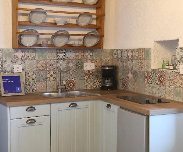 Le Petit Chateau Holiday home *