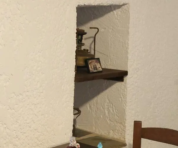 Le Petit Chateau * Ano Syros