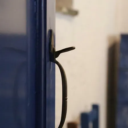 Le Petit Chateau Ano Syros